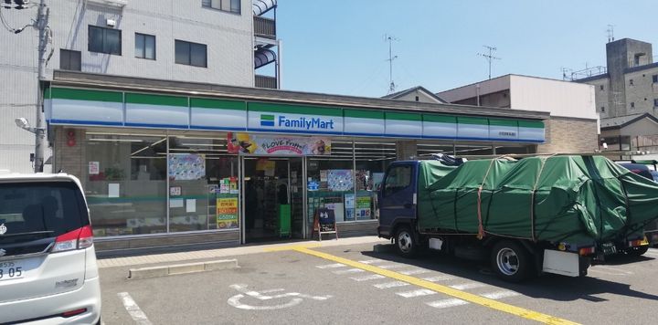 コリドール深草の周辺