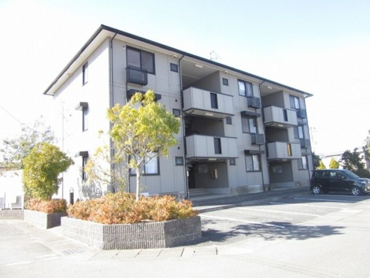 ハイツメルベーユの外観