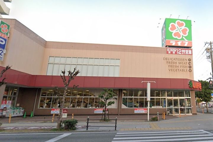 グラン ジュテの周辺