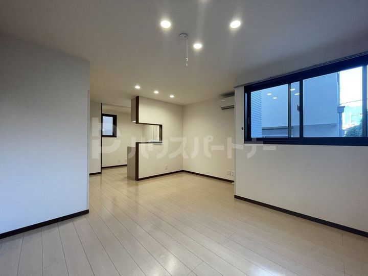 GrandPark南千住の居間