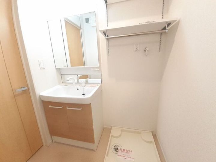 三重県名張市鴻之台1番町(アパート)の賃貸物件の内装