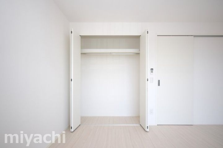 Jenks Villaの内装