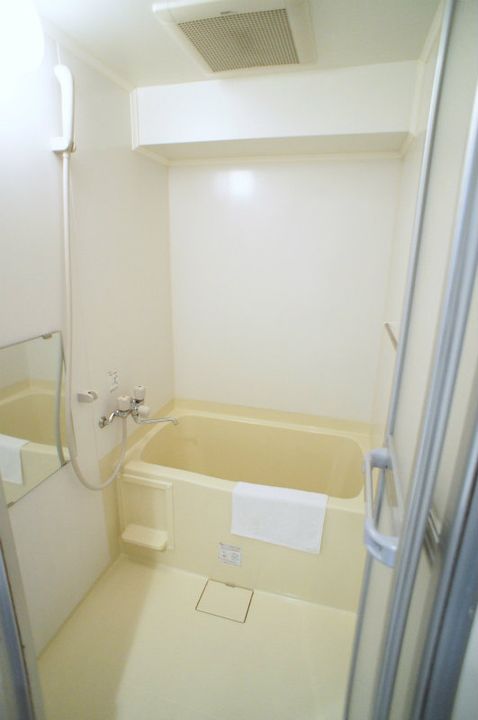 スカイコート神田弐番館の風呂