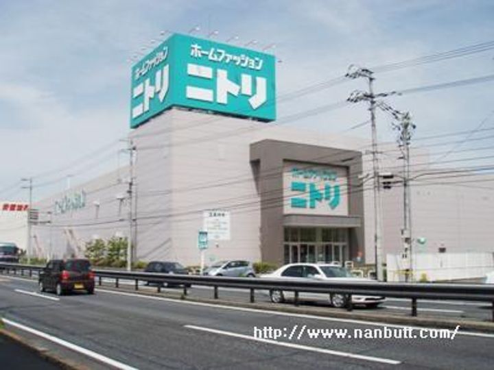 D-roomプエルトの周辺