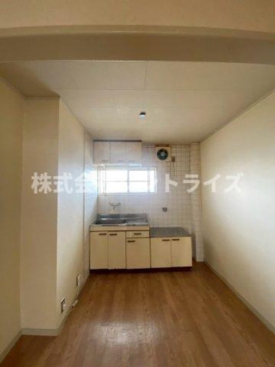 エクセレントパークの居間