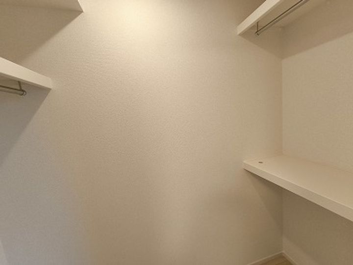 グレースヒルズGAMO B棟の内装