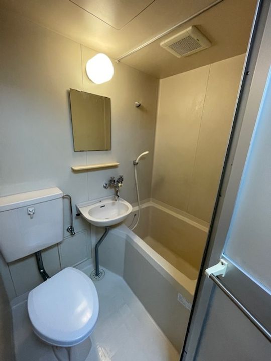 ハウス弦巻の風呂