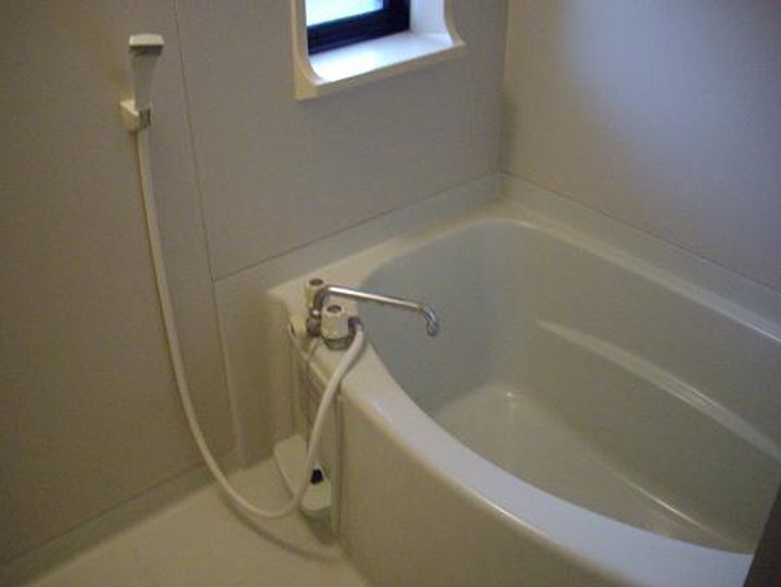 福岡県田川市番田町(アパート)の賃貸物件の風呂