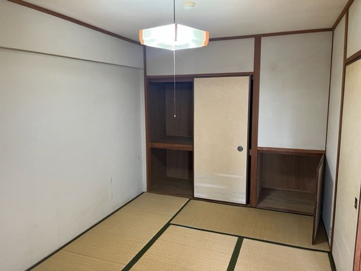 万年ハイツの内装