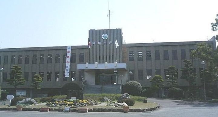 オークラセヴンの周辺
