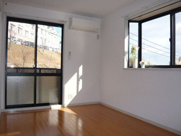 フレグランス高須の居間