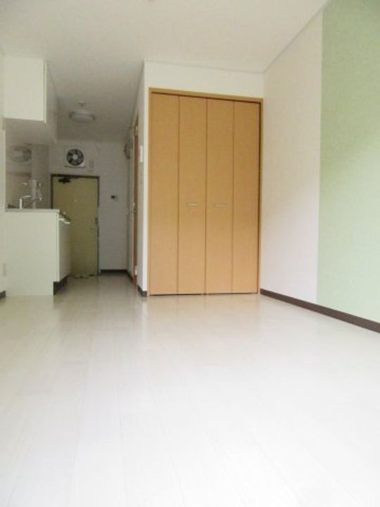 サンハイツワカバの居間