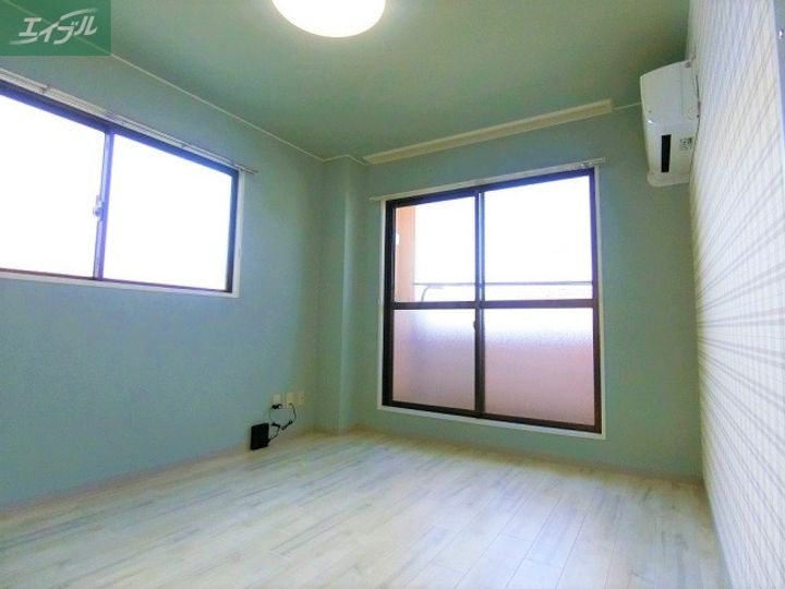 ARTHOUSEギャラリー北方の内装