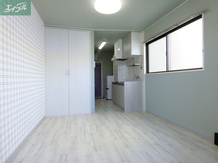 ARTHOUSEギャラリー北方の居間