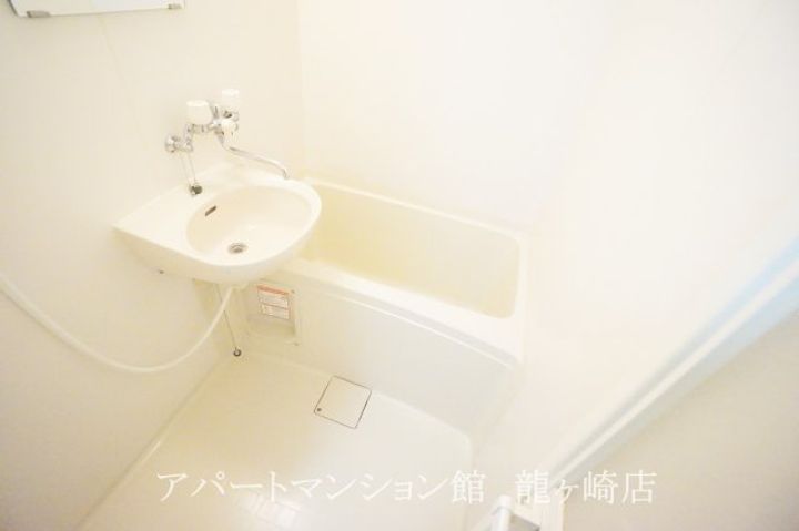 レオパレスビクトリーIIの風呂