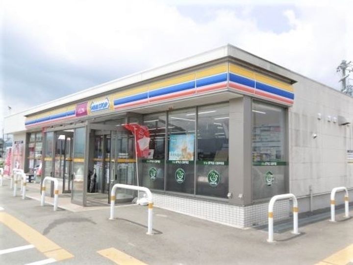 プロミスランドの周辺