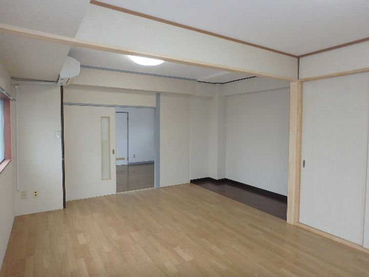 S0744R 中村ハイツの居間
