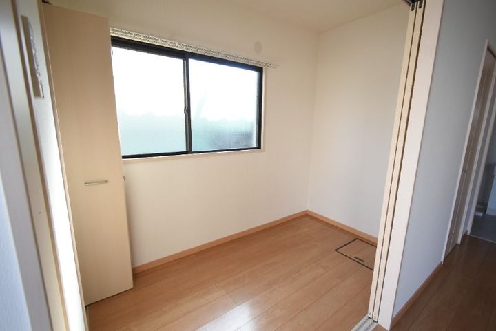 シャルマン小松原IIの内装