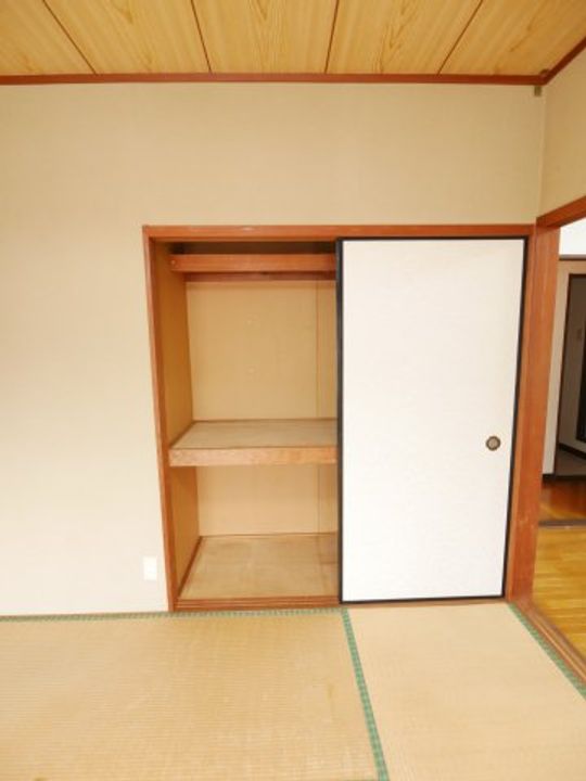 三の宮マンションの内装
