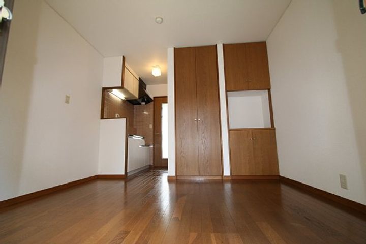 フローラ田園調布の居間