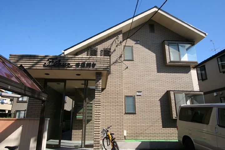 フローラ田園調布の外観