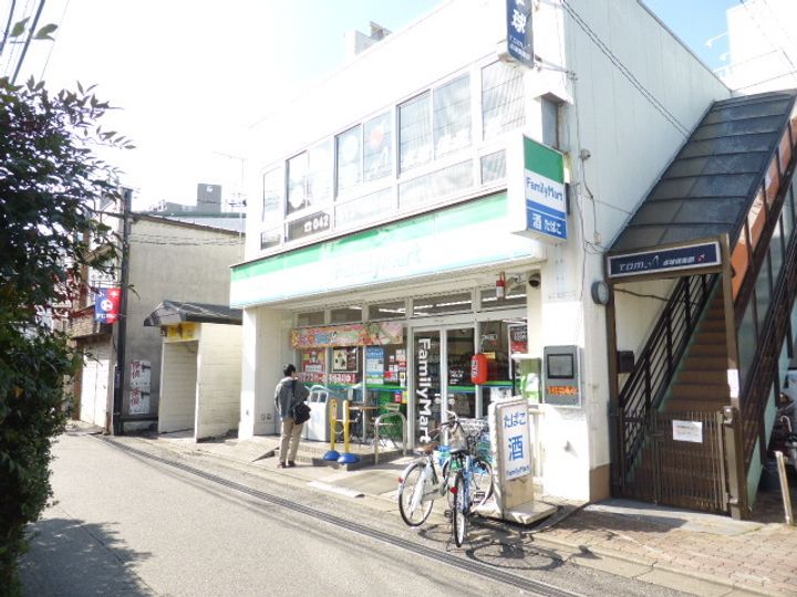 コーポ柳の周辺