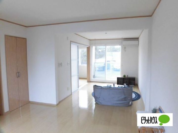 コーポやなぎ Aの居間