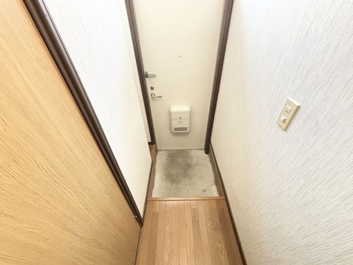 三重県津市新町2(一戸建)の賃貸物件の玄関