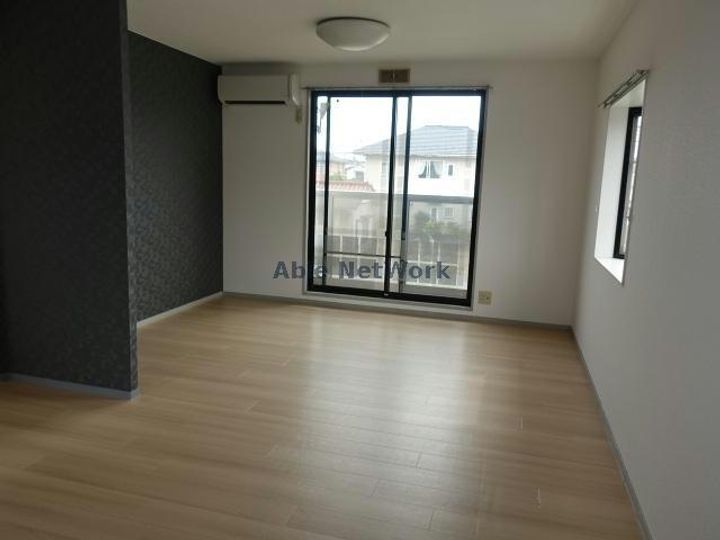 アメニティ祇園Aの居間