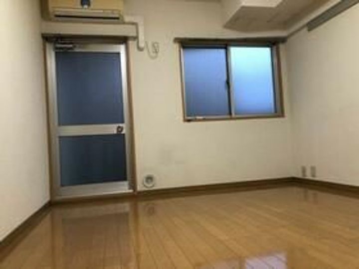 ステーションコーポ平和島の居間
