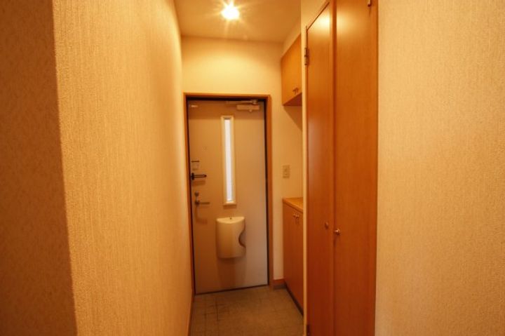 群馬県高崎市稲荷台町(アパート)の賃貸物件の玄関