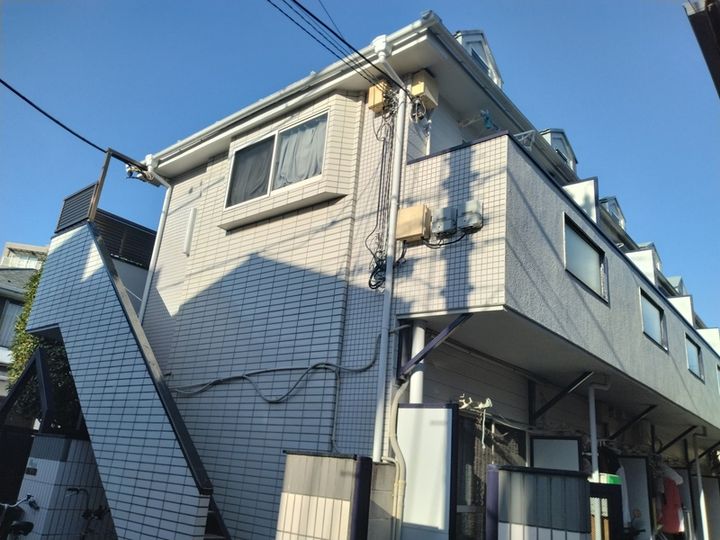 ライフピア高野台の外観