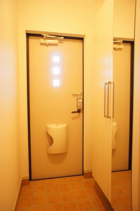 グラン・セリシールの玄関