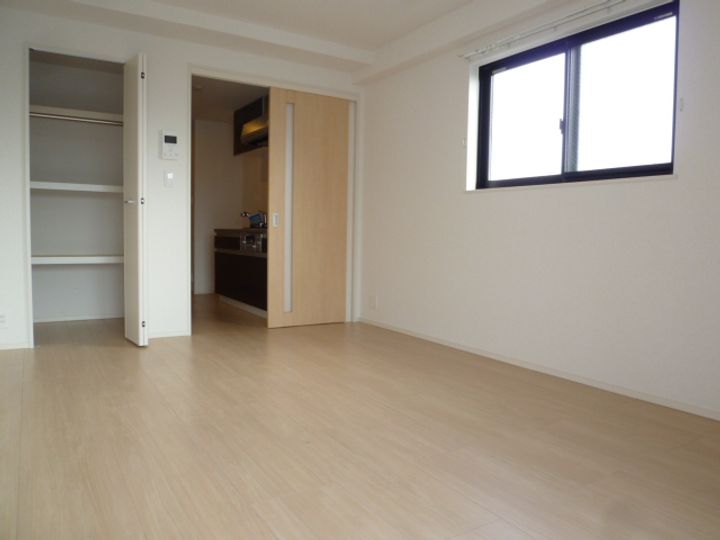 ジュネス トラントの内装