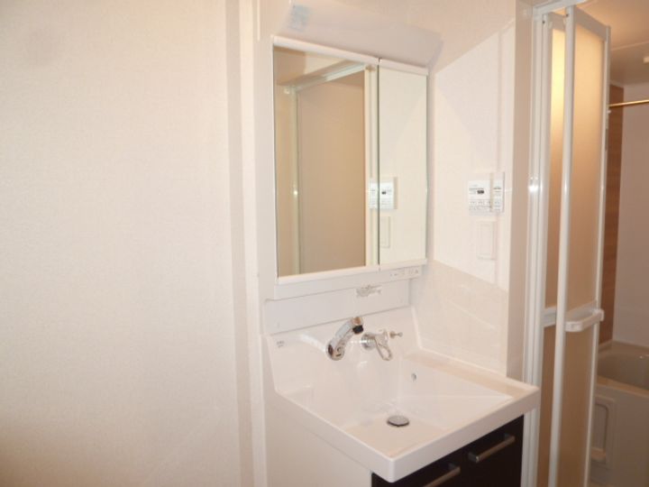 ジュネス トラントの内装