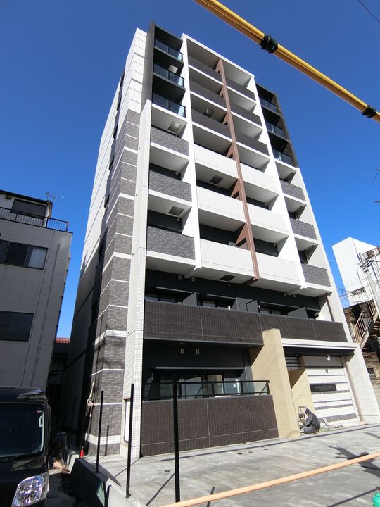 ジュネス トラントの外観