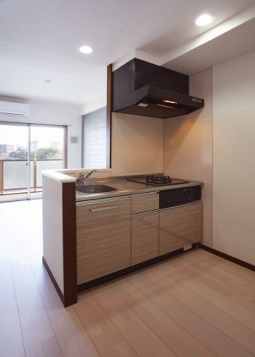 福岡県北九州市八幡西区陣山2(マンション)の賃貸物件のキッチン