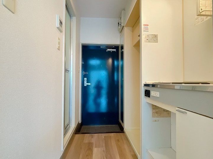 ボンヌール春日の玄関