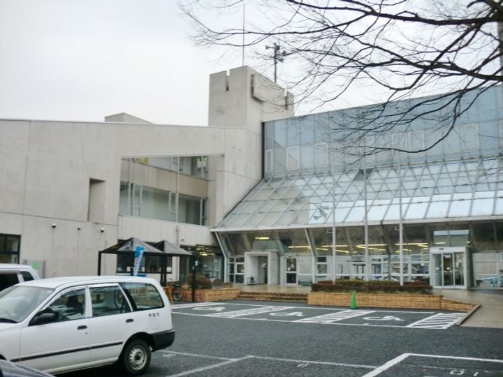 青山町駅に近い Queen Cunelの周辺