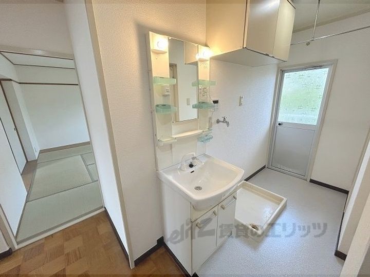 三室山コープタウン2号棟の内装