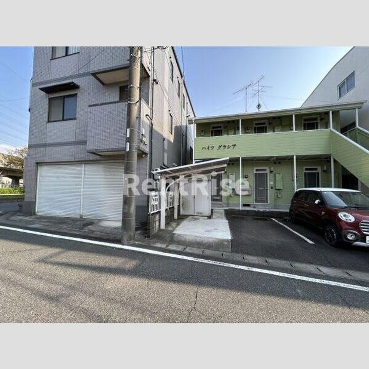 ハイツグラシアの地図