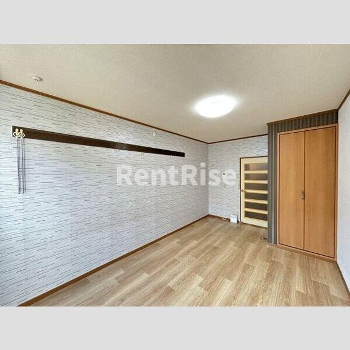 ハイツグラシアの居間