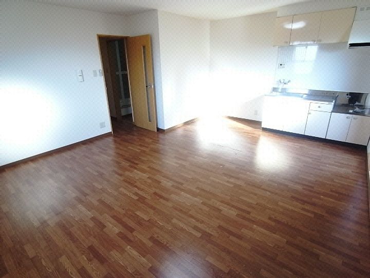 フェリス昇利の居間