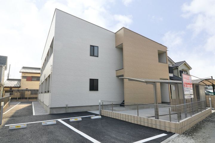 埼玉県東松山市神明町2(アパート)の賃貸物件の外観