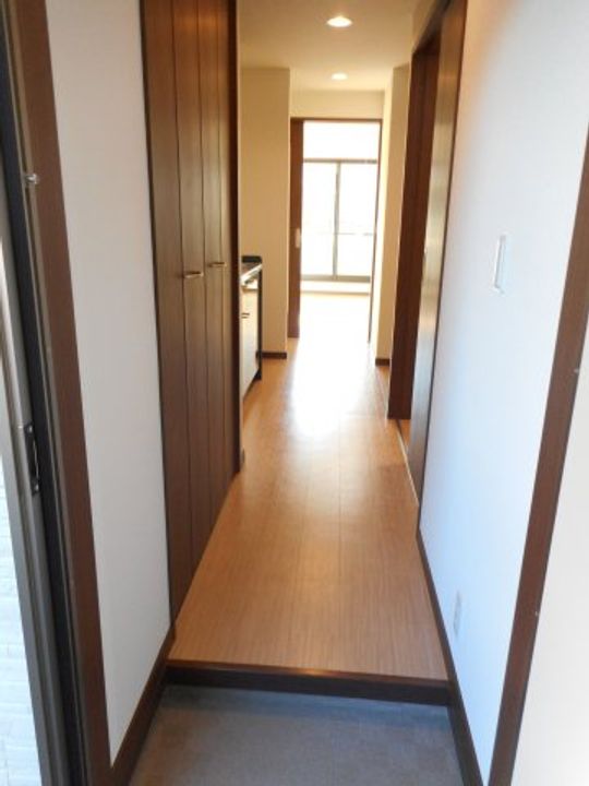 埼玉県東松山市神明町2(アパート)の賃貸物件の玄関