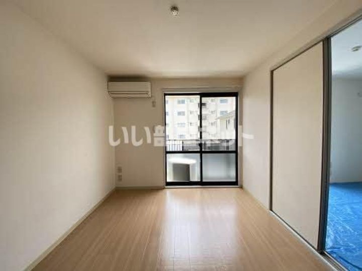 メゾン.ド.エム Bの居間