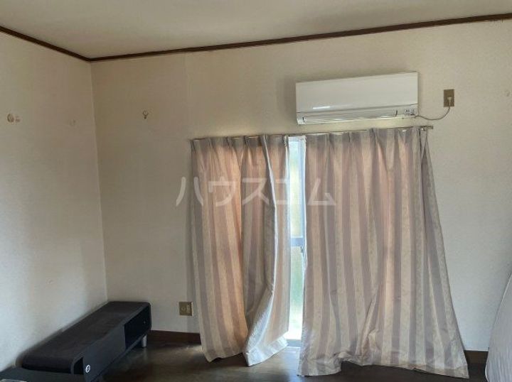 野本ハイツの居間