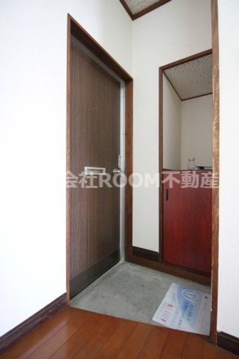 コーポホープの玄関