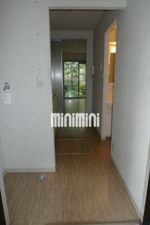 ル・ミルグリーの玄関