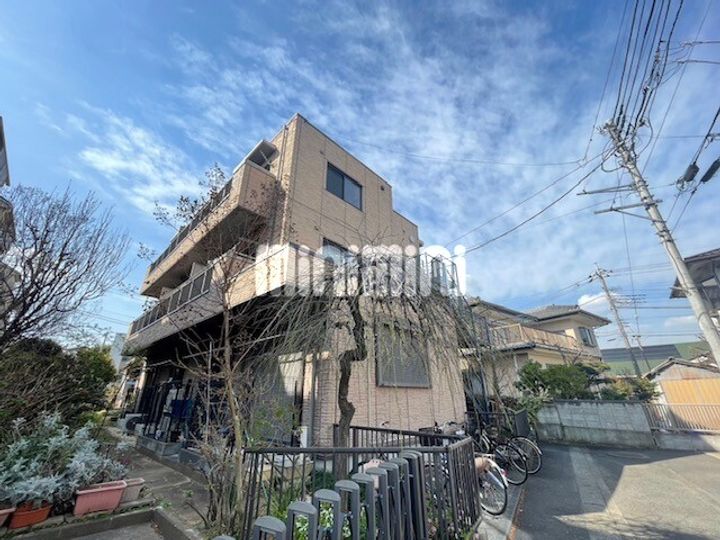 ル・ミルグリーの外観